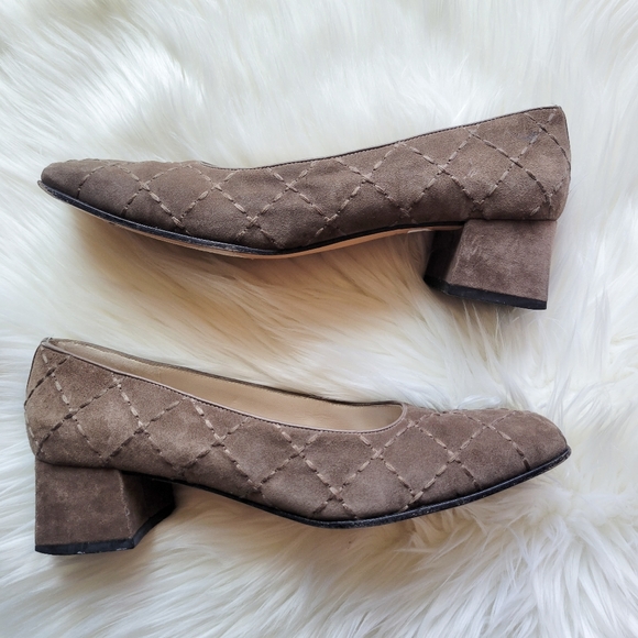 Ferragamo Suede Quilted Block Heel Pumps - Picture 3 of 10